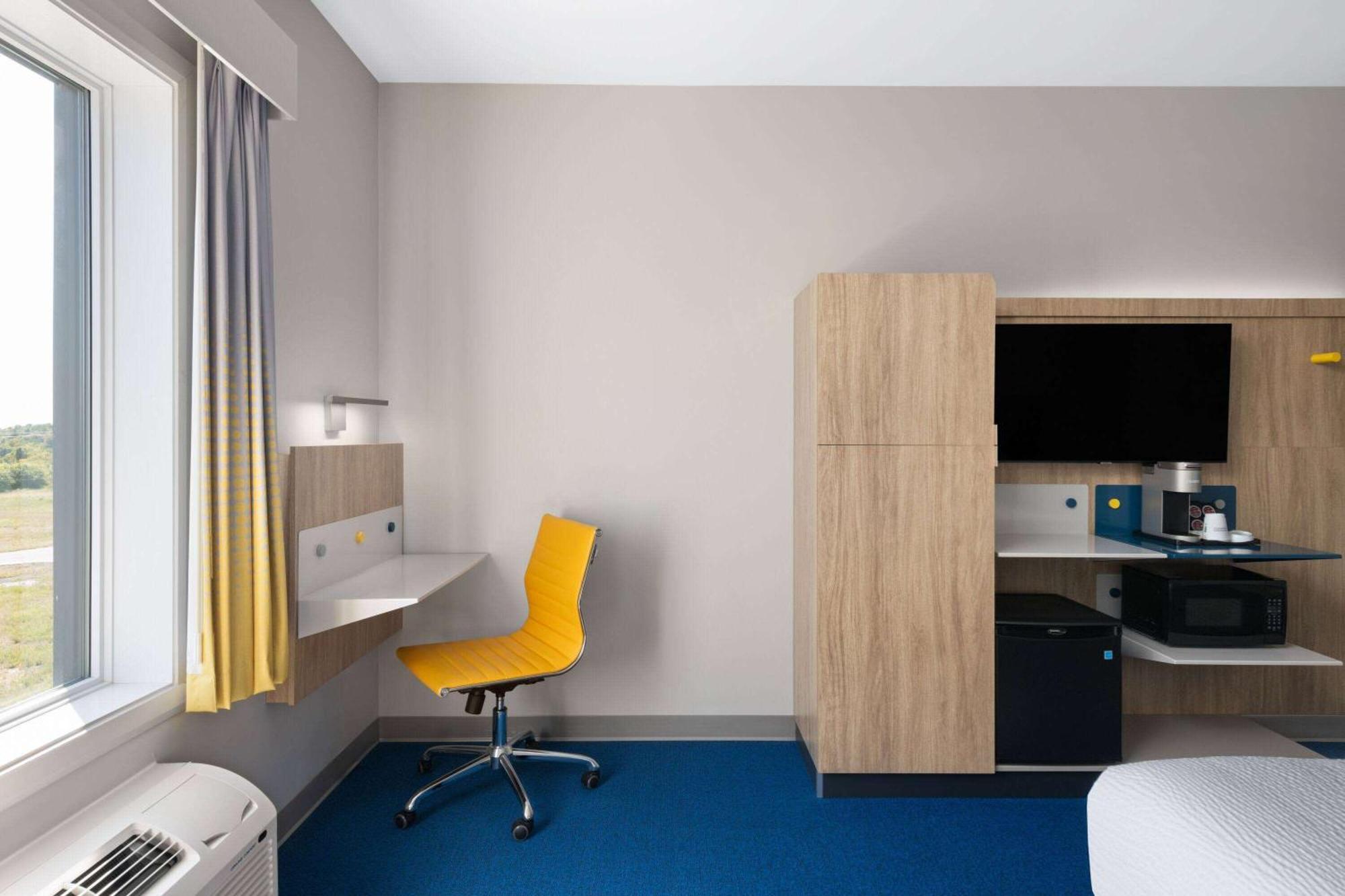 Microtel Inn & Suites By Wyndham Lachute المظهر الخارجي الصورة